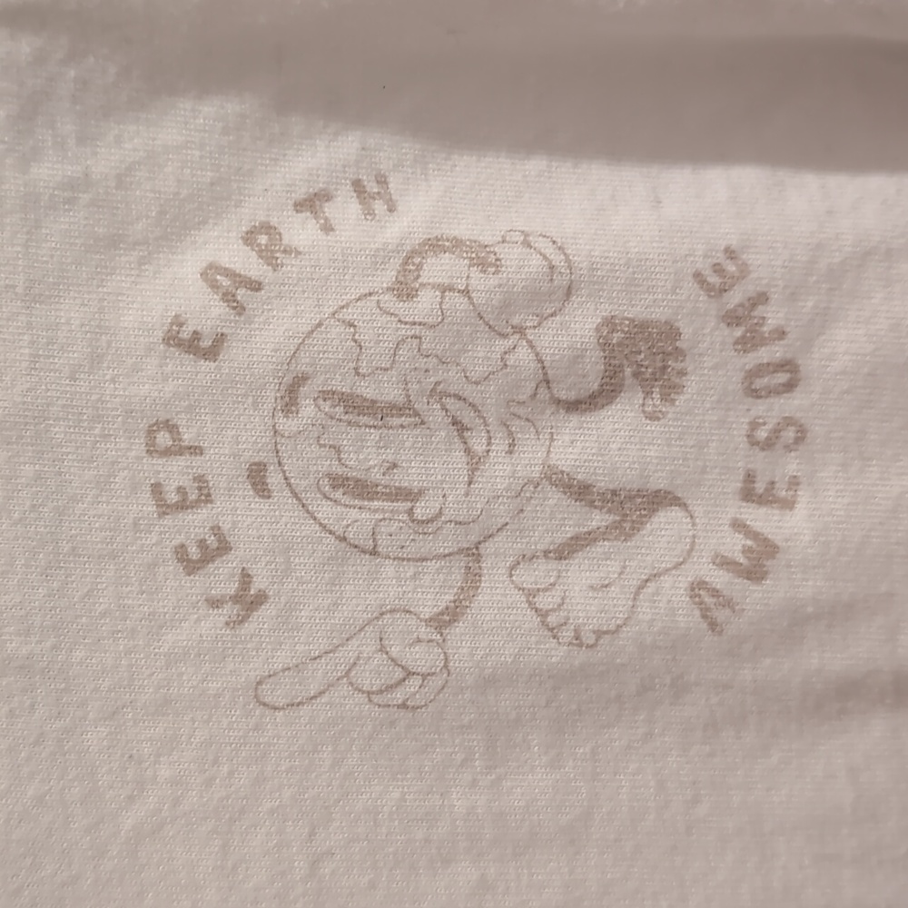 100% organic cotton t-shirt "keep earth awesome"